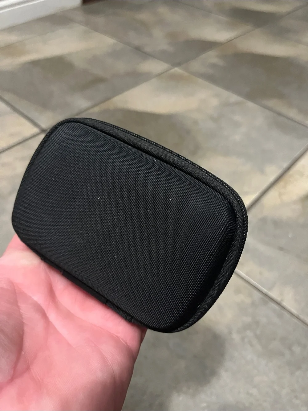 Samsung Digital Camera Black Compact Point-and-Shoot with Carry Case & charger